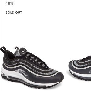 BRAND NEW  Nike Air Max 97 ultra in black/silver